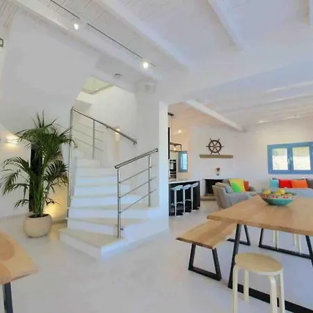 Magnificent Private Overlooking The Sea *