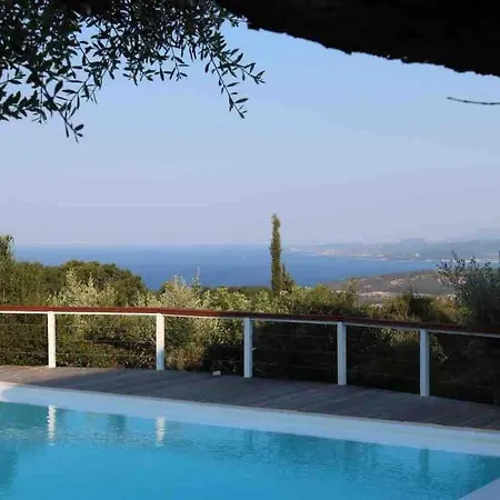 Magnificent Private Overlooking The Sea *